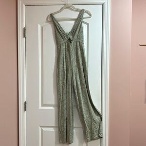 Abercrombie | Twist-Front Cutout Jumpsuit | Green/White floral